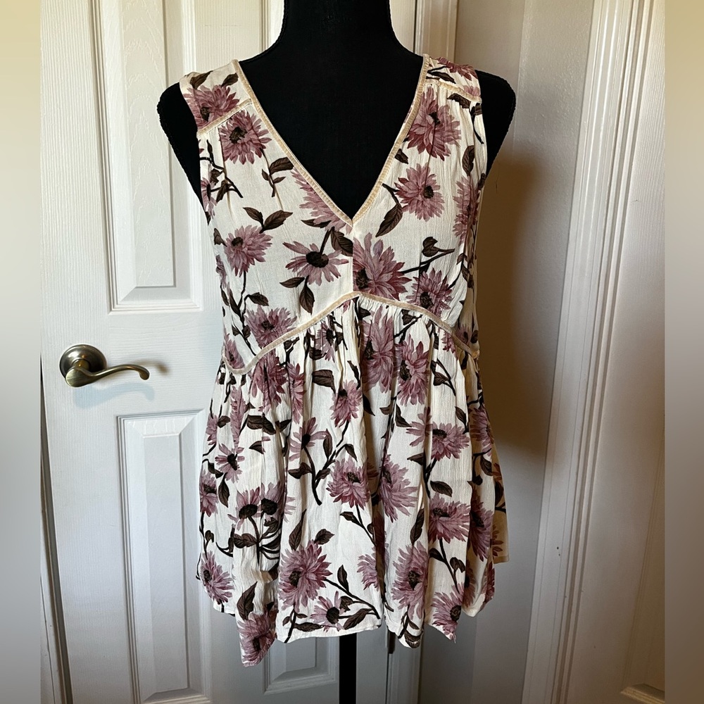 American Eagle Floral Tank Top